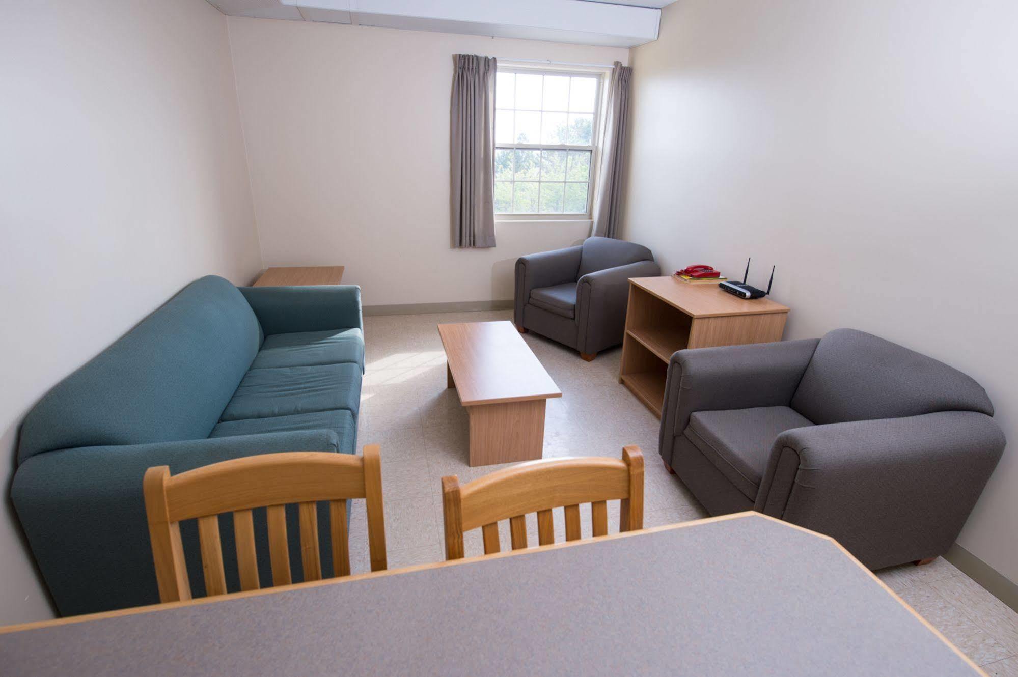 Unb Fredericton Accommodations Exterior foto